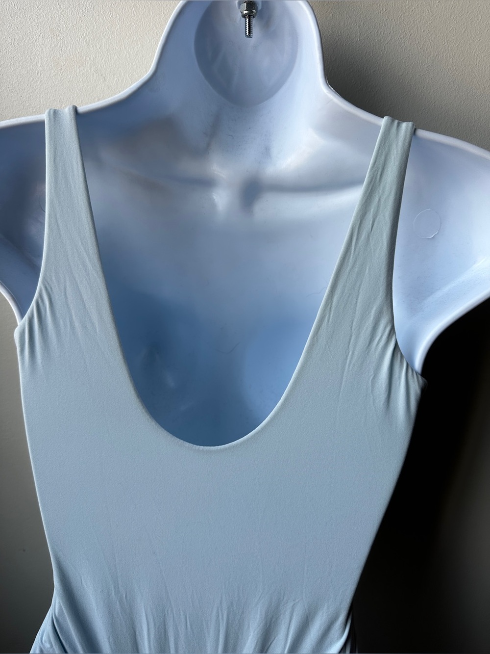 NWOT SKIMS Square Neck Bodysuit Light Blue Medium Thong Back Snap Closure - Picture 8 of 10